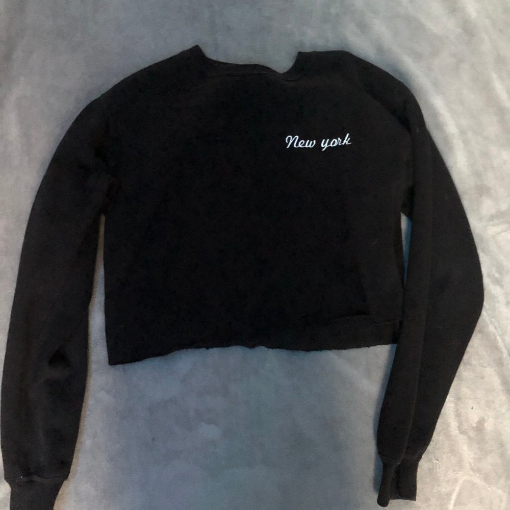 BRANDY MELVILLE NEW YORK SWEATSHIRT